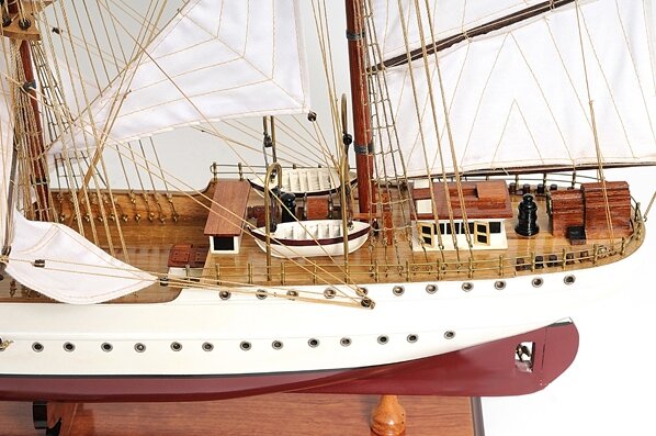 Us. Coast Guard Eagle E.E. Sailing Model Ship